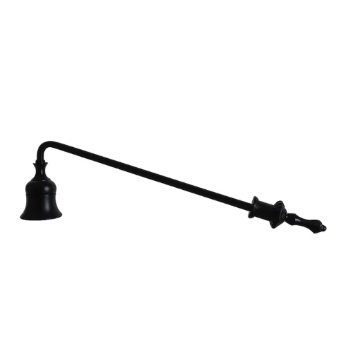 Éteignoir à bougie : l’accessoire élégant et indispensable pour éteindre vos bougies sans fumée